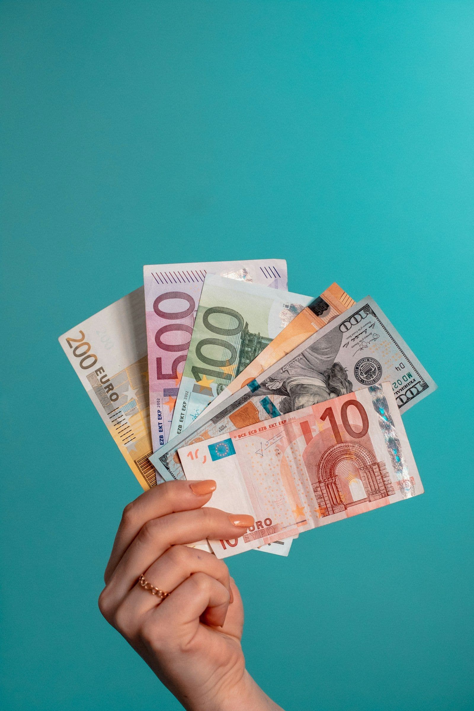 Tableau de répartition d'un budget TikTok ads par poste pour une marque indépendante